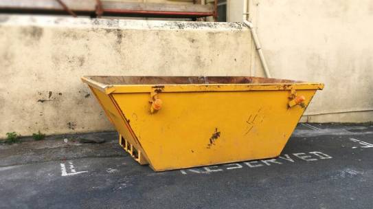Few Rules To Follow During Skip Hire In Gravesend